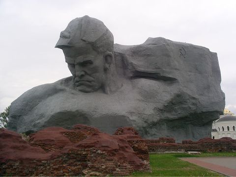 защитники Брестской крепости