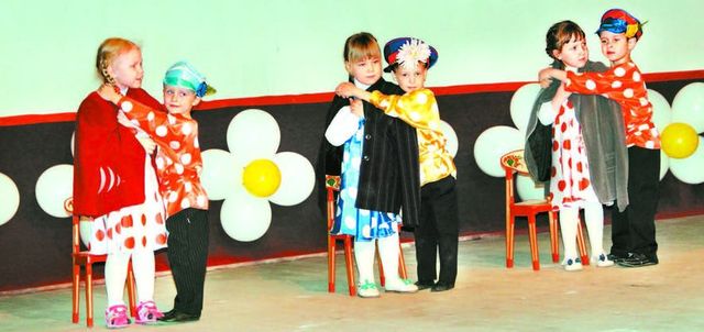 ПРАЗДНИК ДЕТВОРЫ
