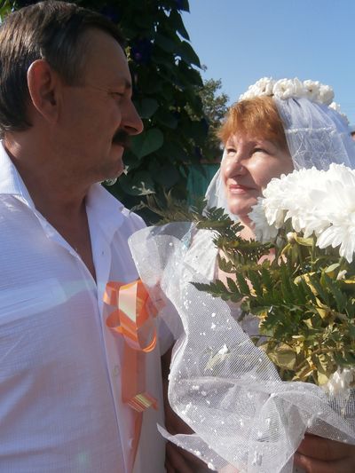 Юрий и Людмила Картушины. 51 и 53 года.